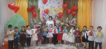 Утренник "8 марта" Утренник "8 марта".